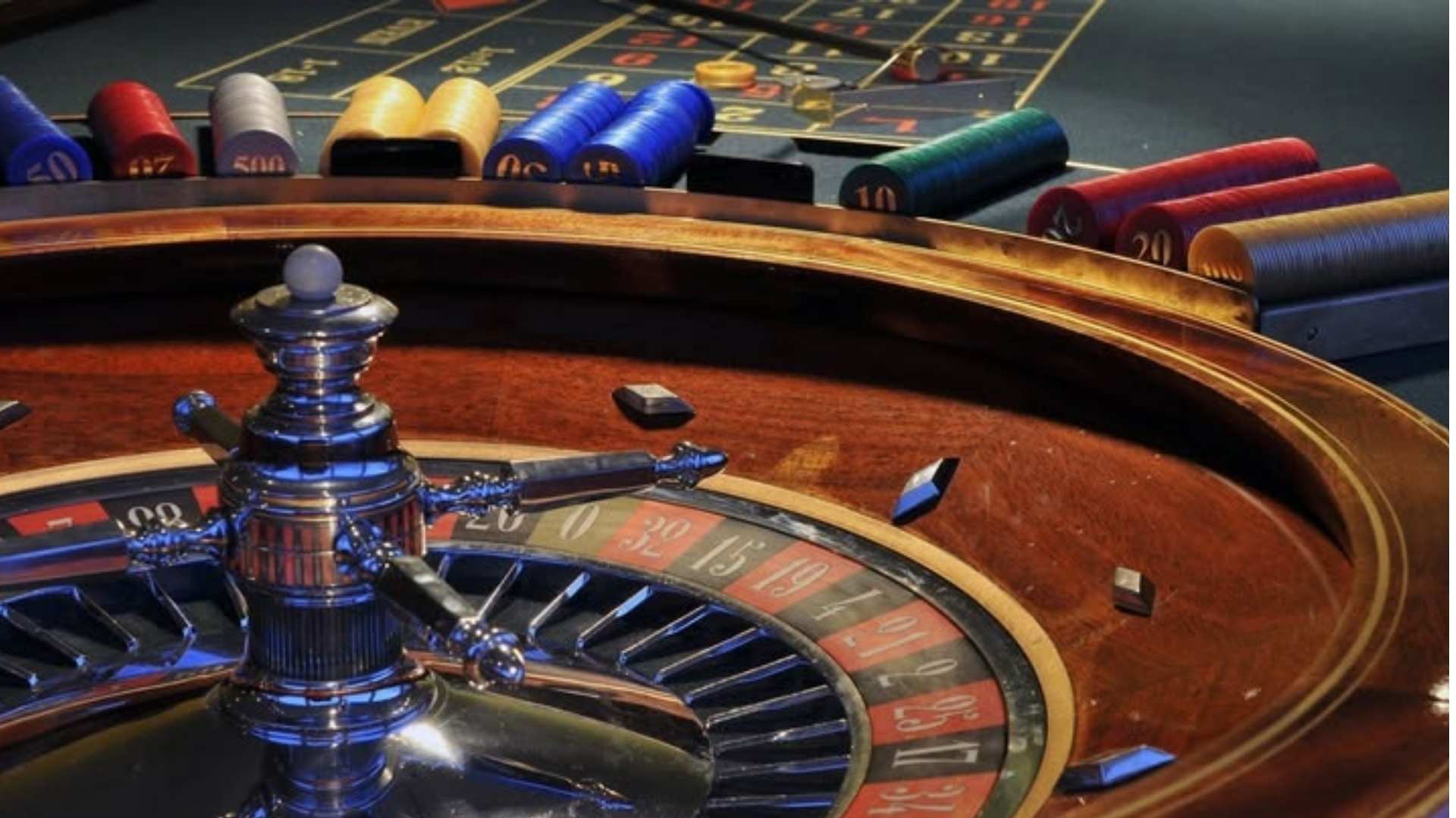 Discovering Exciting Features in Reward Based Games